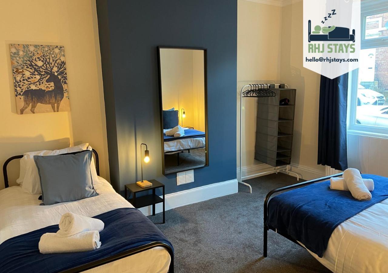 Howe - Newly Refurbished 2 Bedroom Flat Free Parking 盖茨黑德 外观 照片